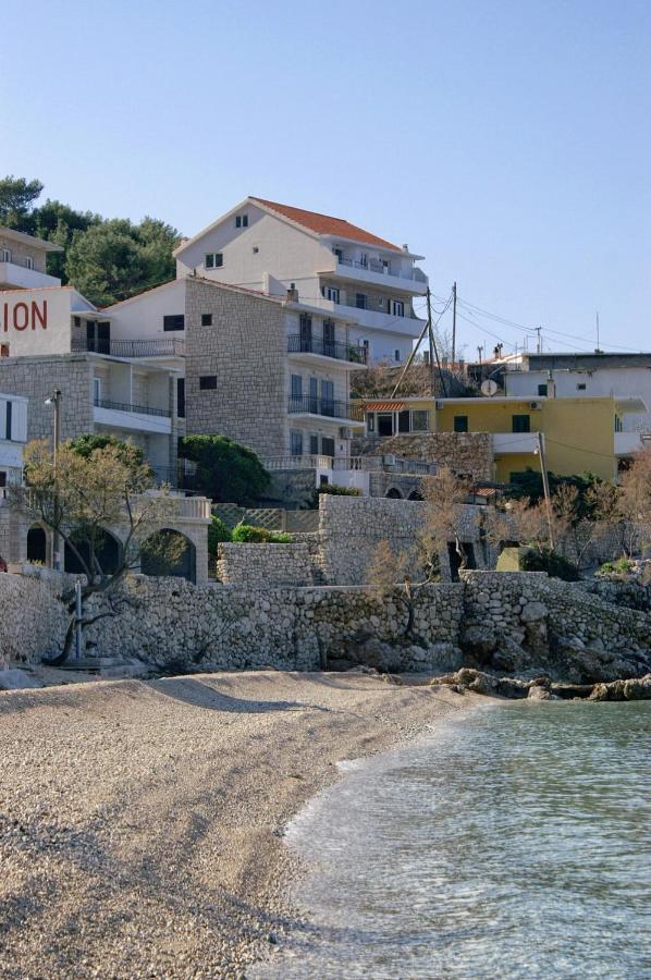 Apartments By The Sea Drasnice, Makarska - 2581 Eksteriør billede