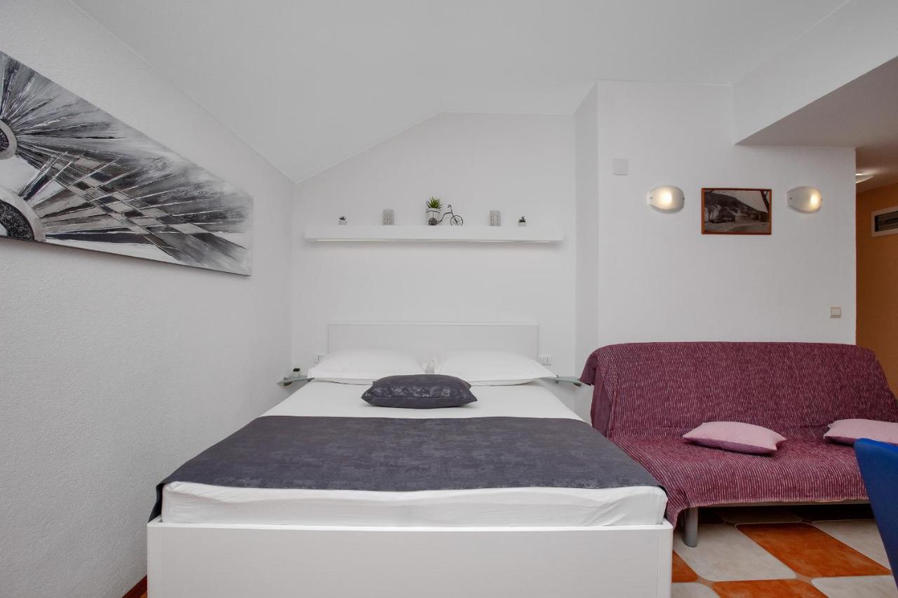 Apartments By The Sea Drasnice, Makarska - 2581 Eksteriør billede