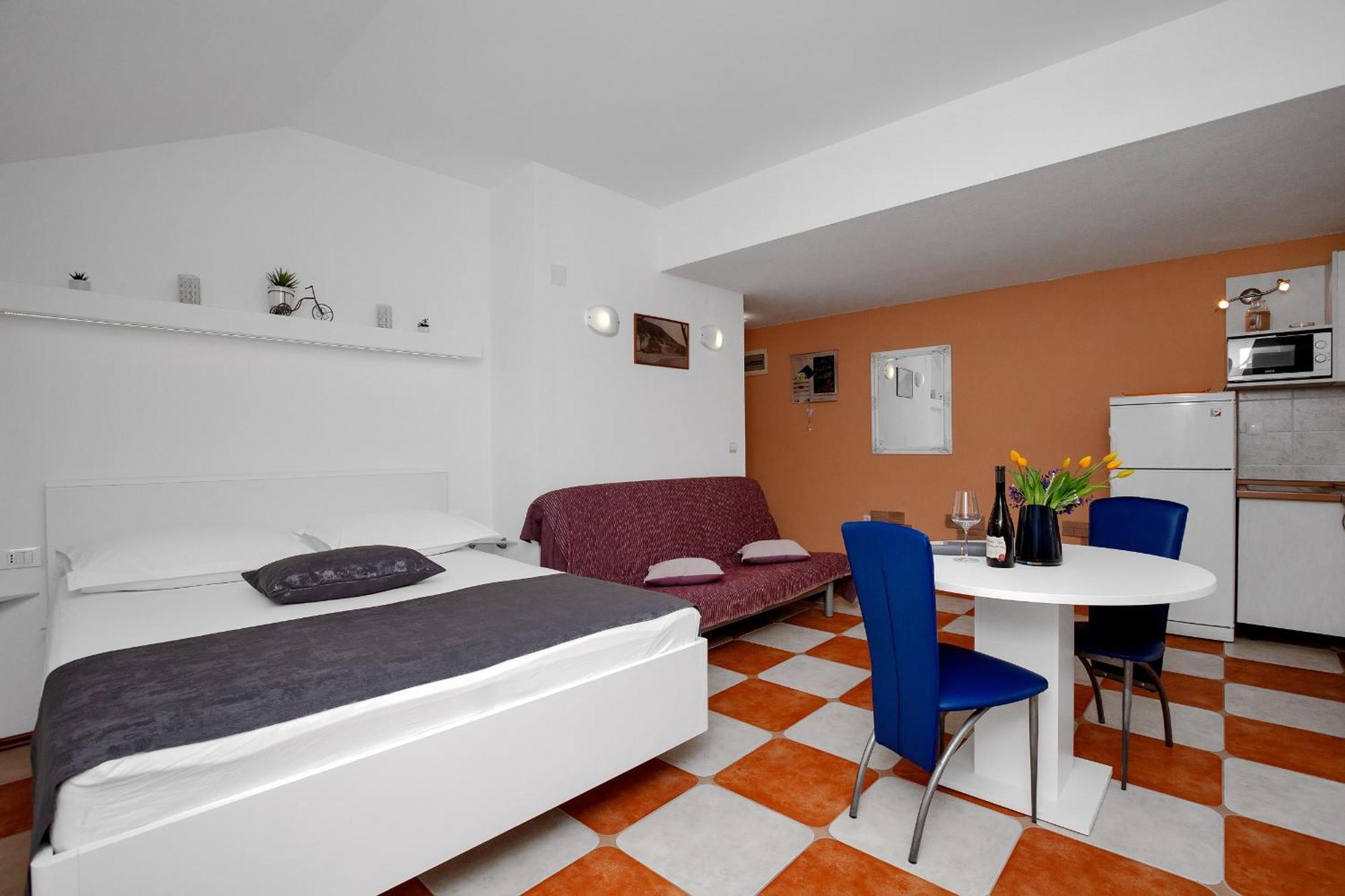 Apartments By The Sea Drasnice, Makarska - 2581 Værelse billede